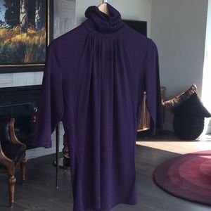 Banana Republic stretch mock neck tee